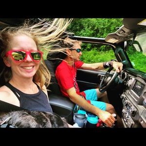 Meet your Posher, Emily